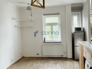 Pronájem bytu 2+kk, Praha, U Uranie, 51 m2