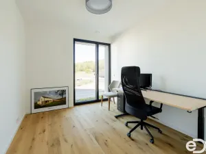 Prodej rodinného domu, Mladá Boleslav - Jemníky, 184 m2