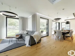 Prodej rodinného domu, Mladá Boleslav - Jemníky, 184 m2