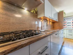 Prodej bytu 3+kk, Praha - Vokovice, Evropská, 72 m2
