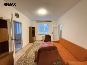 Pronájem bytu 2+1, Karlovy Vary, Jateční, 52 m2