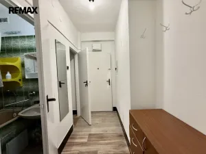 Pronájem bytu 2+1, Karlovy Vary, Jateční, 52 m2
