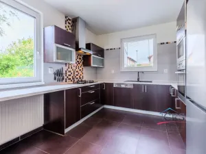 Prodej rodinného domu, Hostivice, 310 m2