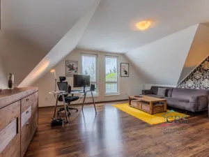 Prodej rodinného domu, Hostivice, 310 m2