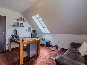 Prodej rodinného domu, Hostivice, 310 m2