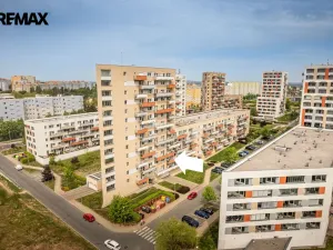Prodej bytu 2+kk, Praha - Horní Měcholupy, Modenská, 58 m2