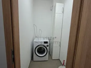 Pronájem bytu 2+kk, Praha - Uhříněves, Karla Guta, 48 m2