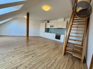 Prodej bytu 3+kk, Praha - Libeň, Zenklova, 106 m2