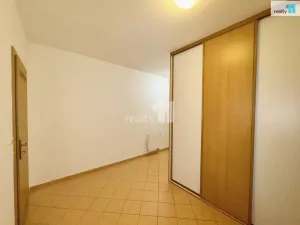 Pronájem bytu 2+kk, Praha - Řepy, Zrzavého, 56 m2