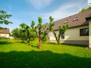 Prodej rodinného domu, Myslív, 286 m2