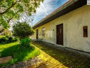 Prodej rodinného domu, Myslív, 286 m2