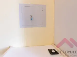Pronájem bytu 1+kk, Praha - Vršovice, Tolstého, 28 m2
