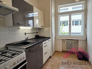 Pronájem bytu 1+1, Praha - Vinohrady, Kouřimská, 37 m2