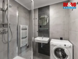 Prodej bytu 3+1, Praha - Troja, Lublinská, 70 m2