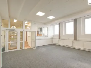 Pronájem kanceláře, Liberec - Liberec VII-Horní Růžodol, Jeronýmova, 68 m2