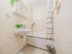 Pronájem bytu 1+kk, Praha - Chodov, Markušova, 31 m2