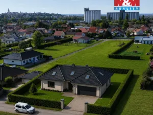 Prodej pozemku pro bydlení, Mělník, Lhotecká, 1044 m2