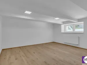 Prodej bytu 1+kk, Praha, Pod Drinopolem, 37 m2