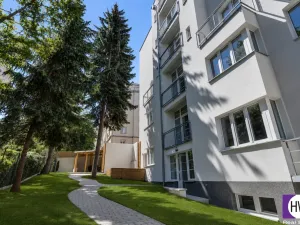Prodej bytu 1+kk, Praha, Pod Drinopolem, 37 m2
