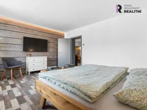 Prodej rodinného domu, Rašovice, 195 m2