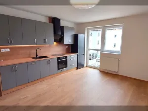 Pronájem bytu 2+kk, Trhové Sviny, Za Pilou, 47 m2