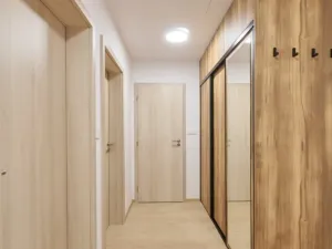 Pronájem bytu 2+kk, Holice, Pod Parkem, 46 m2