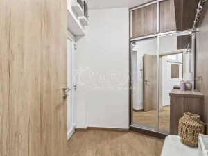 Prodej bytu 2+kk, Praha - Uhříněves, Blšanecká, 57 m2