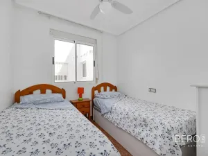 Prodej bytu 3+kk, Torrevieja, Španělsko, 61 m2