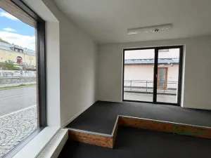 Prodej obchodního prostoru, Železná Ruda, Klostermannovo náměstí, 52 m2
