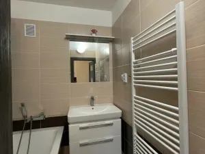 Pronájem bytu 2+1, Uherský Ostroh - Ostrožské Předměstí, Sídliště, 55 m2