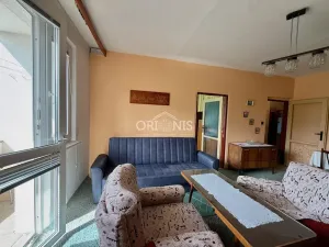 Prodej bytu 3+1, Kadaň, Komenského, 72 m2