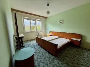 Prodej bytu 3+1, Kadaň, Komenského, 72 m2