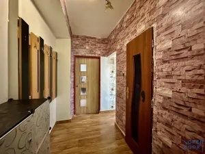 Pronájem bytu 2+1, Jirkov, Ervěnická, 51 m2