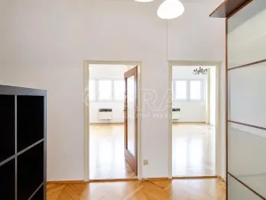 Pronájem bytu 3+kk, Praha - Nusle, 5. května, 111 m2