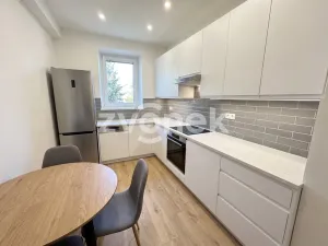 Prodej bytu 3+1, Zlín, Obeciny VIII, 66 m2