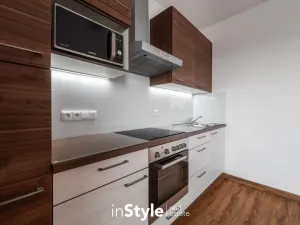 Pronájem bytu 2+kk, Uherské Hradiště, Dlouhá, 76 m2
