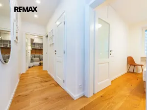 Pronájem bytu 2+1, Praha - Nusle, Kloboučnická, 46 m2