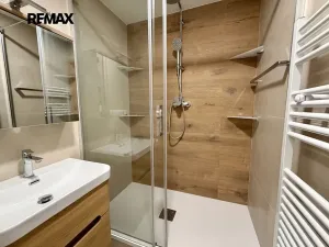 Pronájem bytu 3+kk, Praha - Strašnice, Gutova, 67 m2
