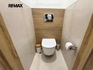 Pronájem bytu 3+kk, Praha - Strašnice, Gutova, 67 m2