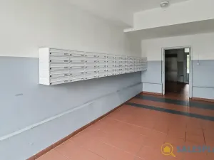 Prodej bytu 2+kk, Praha - Záběhlice, Choceradská, 51 m2
