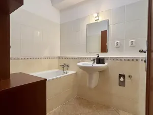 Pronájem bytu 2+kk, Praha - Hostivař, Bratislavská, 45 m2