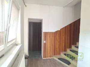 Prodej podílu 1/2 rodinného domu, Horoměřice, Sadová, 104 m2