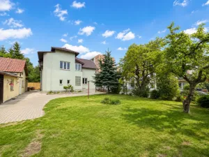 Pronájem bytu 3+1, Bělá pod Bezdězem, Husova, 76 m2