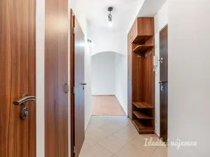 Pronájem bytu 2+kk, Praha - Záběhlice, Choceradská, 53 m2