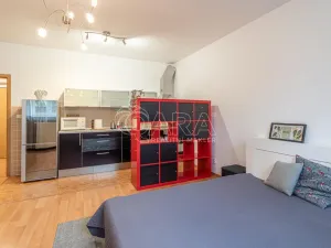 Pronájem bytu 1+kk, Praha - Černý Most, Dobrovolného, 35 m2