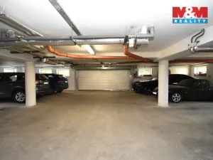 Pronájem bytu 2+kk, Praha - Dolní Chabry, Spořická, 55 m2