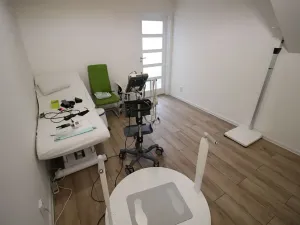 Pronájem obchodního prostoru, Praha - Vinohrady, Budečská, 117 m2