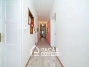 Prodej rodinného domu, Tršice, 1000 m2