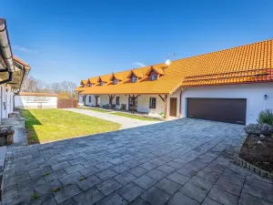 Prodej zemědělské usedlosti, Křelovice, 395 m2