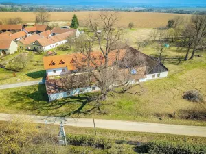 Prodej zemědělské usedlosti, Křelovice, 395 m2